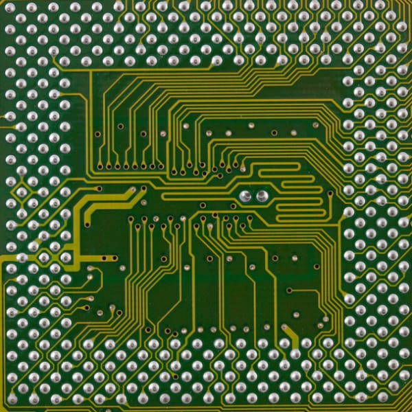 pcb繪制過程中,元件布局和走線原則，
